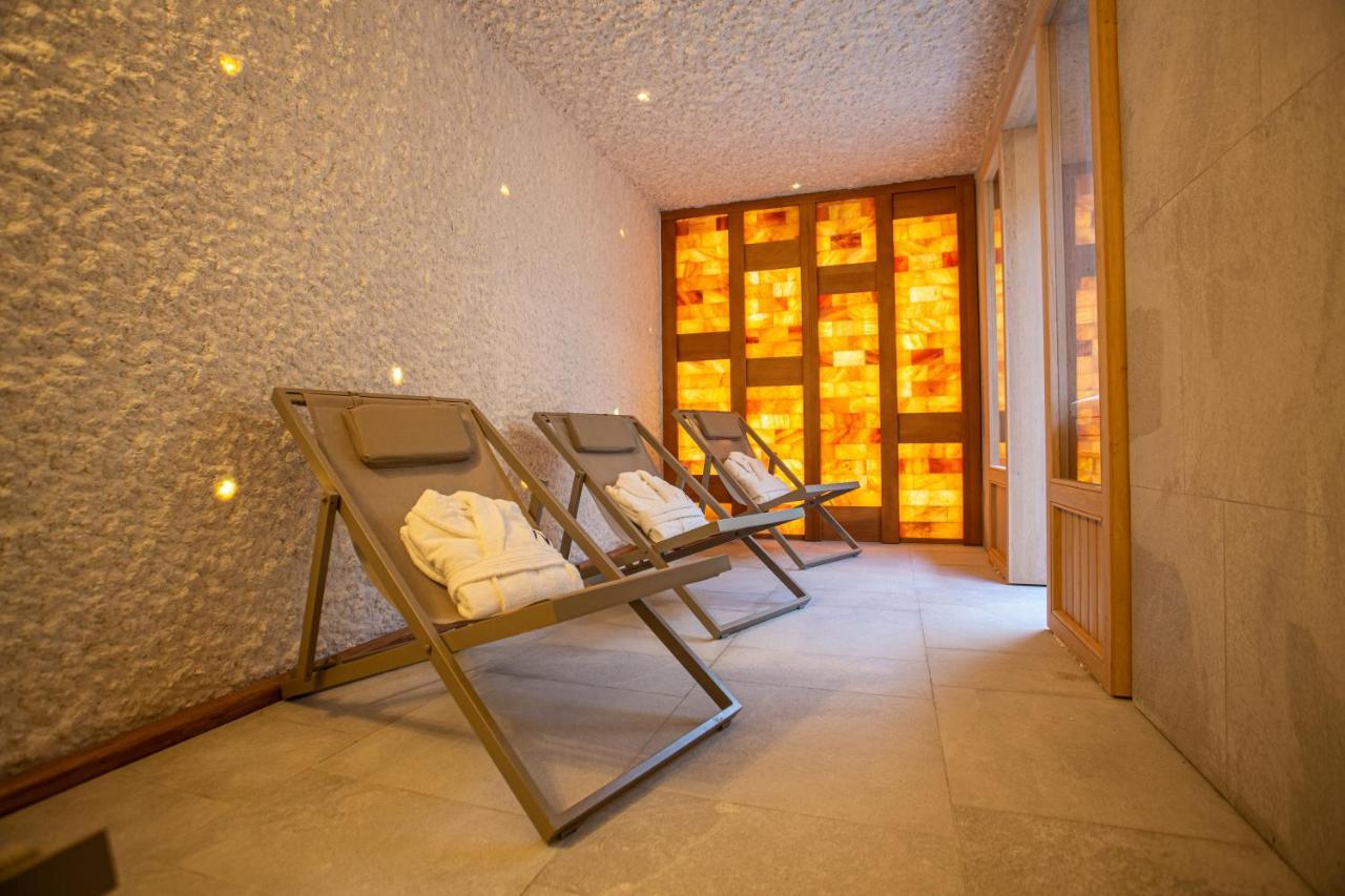 Hotel Monti Spa & Wellness Hadzici Luaran gambar