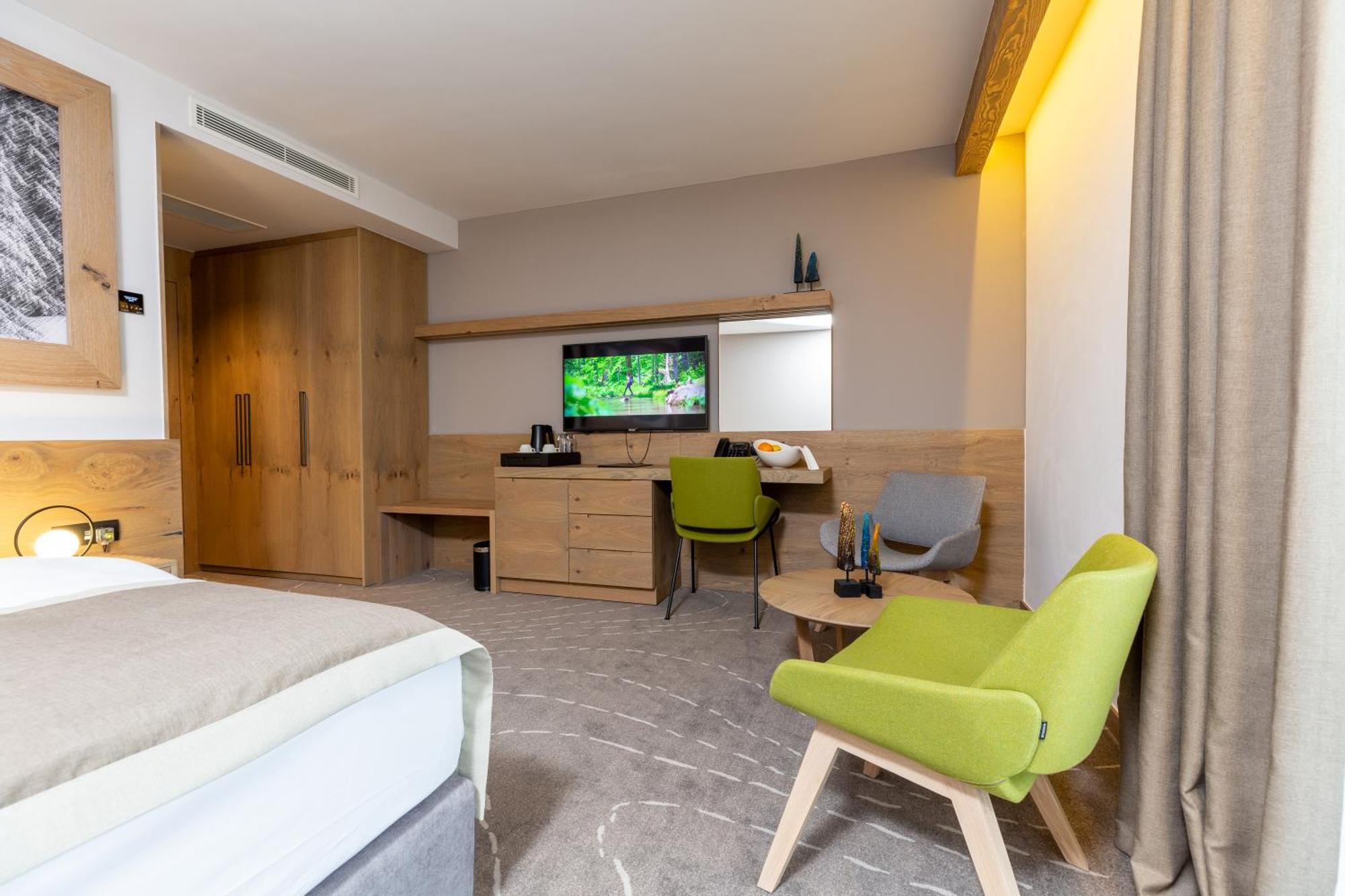 Hotel Monti Spa & Wellness Hadzici Luaran gambar